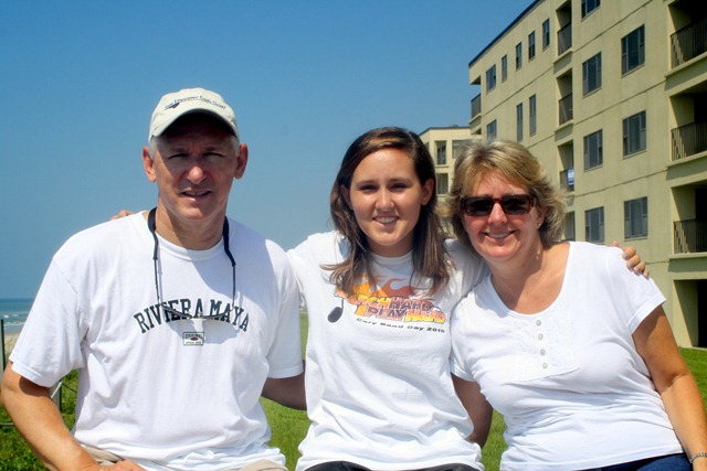 [Beach-Trip-2011-part-2-027-14.jpg]