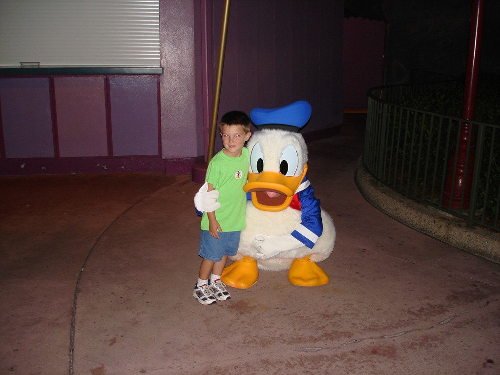 [October%25202008%2520Disney%2520264%255B3%255D.jpg]