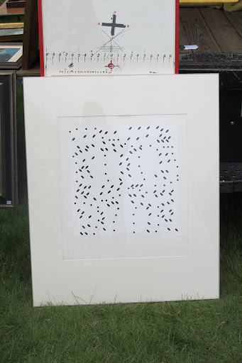 Such a gorgeous print. Unfortunately, the dealer was nowhere in sight to inquire about it.