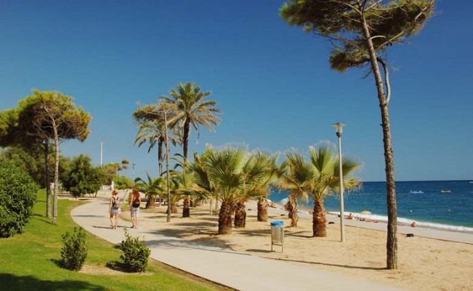 [La%2520Playa%2520de%2520Pineda%2520de%2520Mar%255B3%255D.jpg]