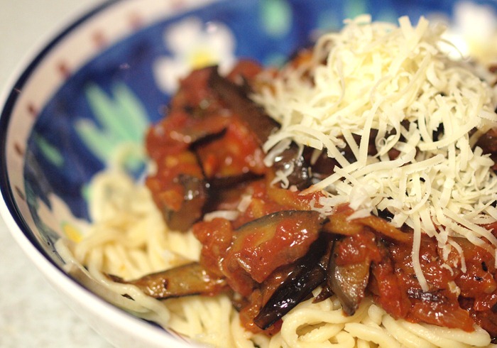 aubergine pasta