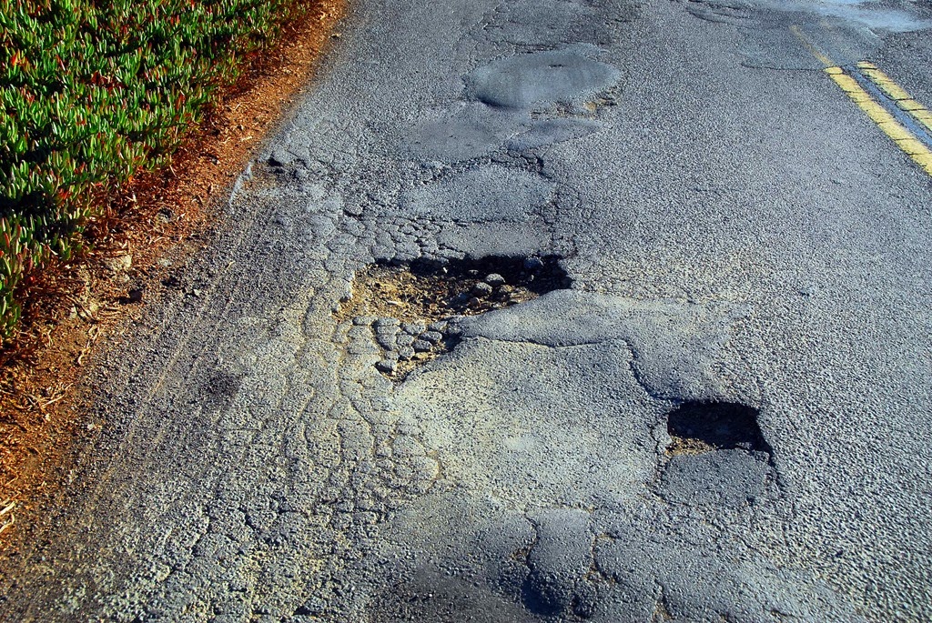 [Potholes4.jpg]