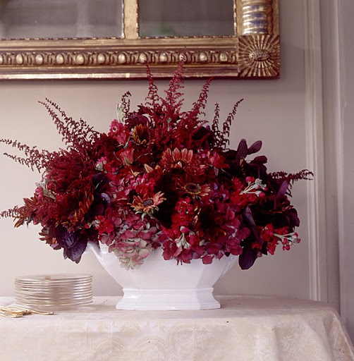 This alluring shade of red makes the autumn season come alive at your table. This alluring shade of red makes the autumn season come alive at your table.