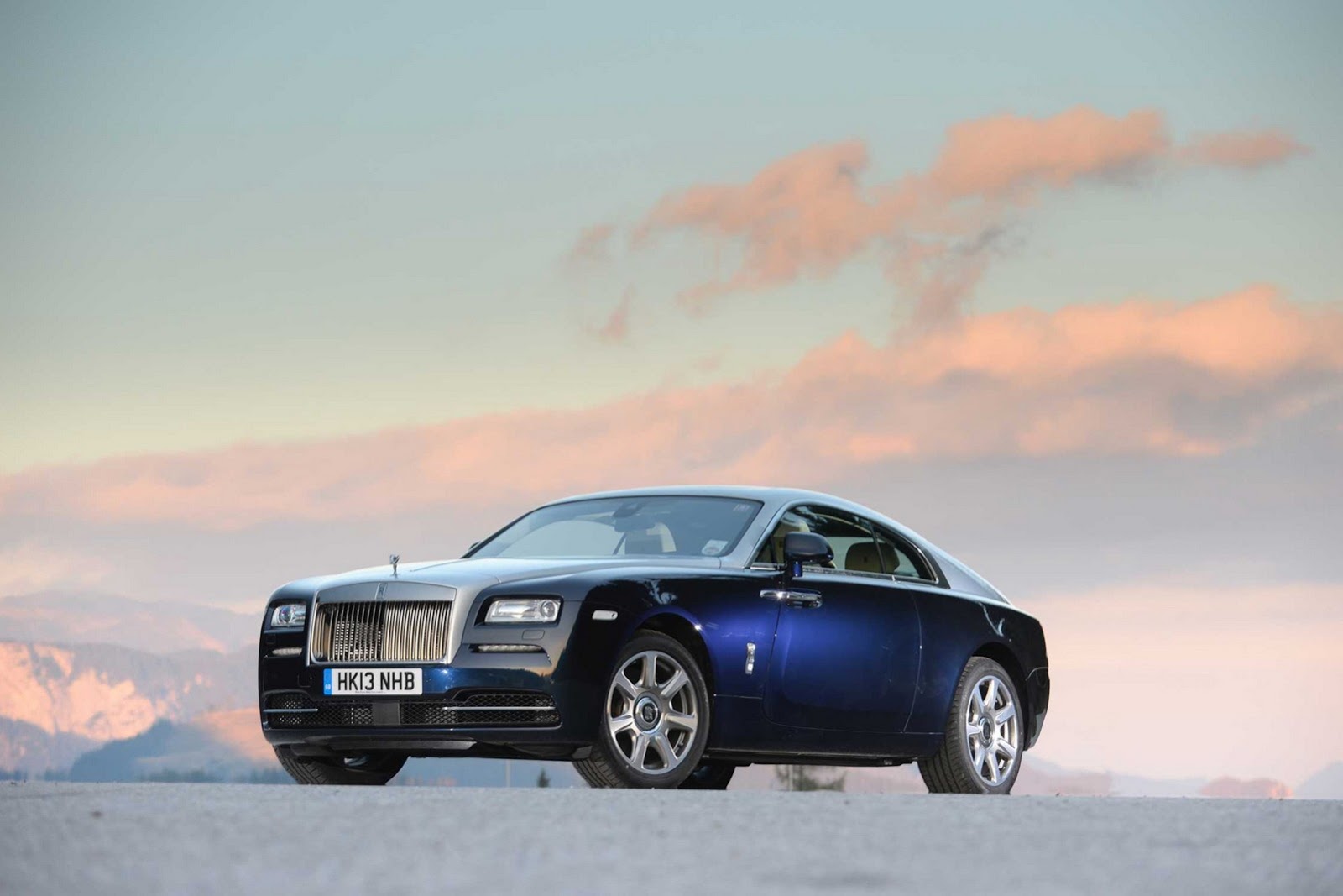 [Rolls-Royce-Wraith-3%255B5%255D.jpg]