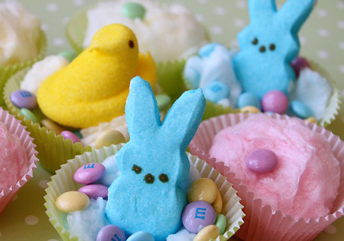 The chicks and bunnies are the perfect topping for any Easter baked good.