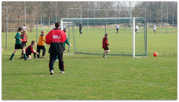 2012 - 10 MRT - WVV E5 - HARKSTEDE E3 015.jpg