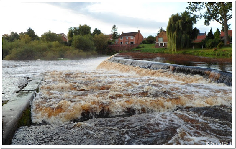 SAM_3170 Boroughbridge Weir SAM_3170 Boroughbridge Weir