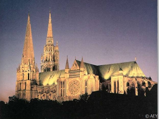 [chartres-cattedrale35.jpg]