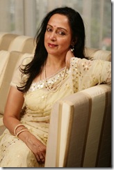 Hema Malini smiling photo