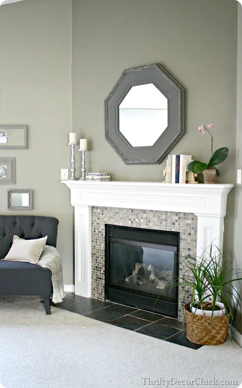 how to decorate a mantel