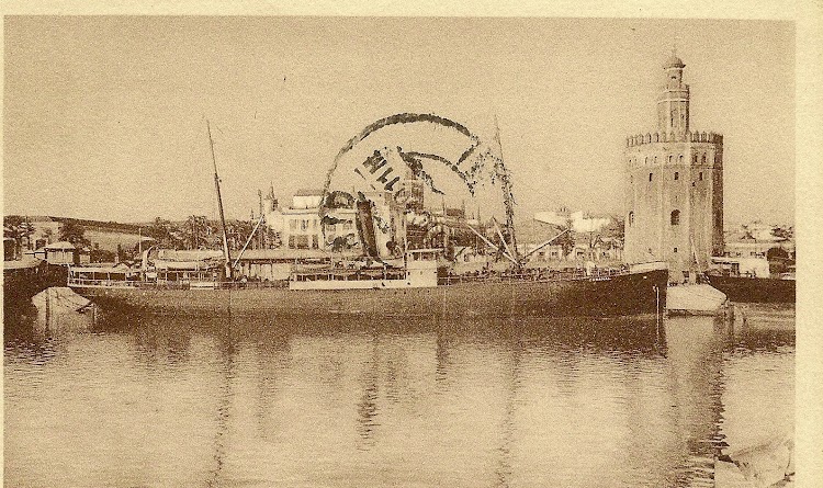 Valiosisima foto del vapor CABAÑAl en el puerto de Sevilla. Foto Archivo Manuel Rodriguez Aguilar. Nuestro agradecimiento.jpg