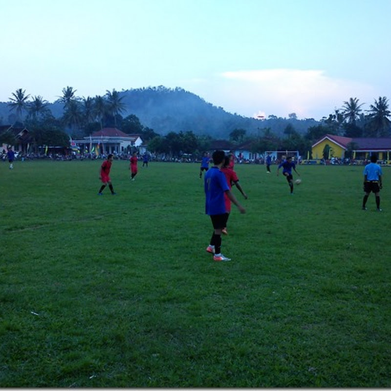 Kompetisi Bola Dalam rangka Ulang Tahun Desa Pematang Tahalo