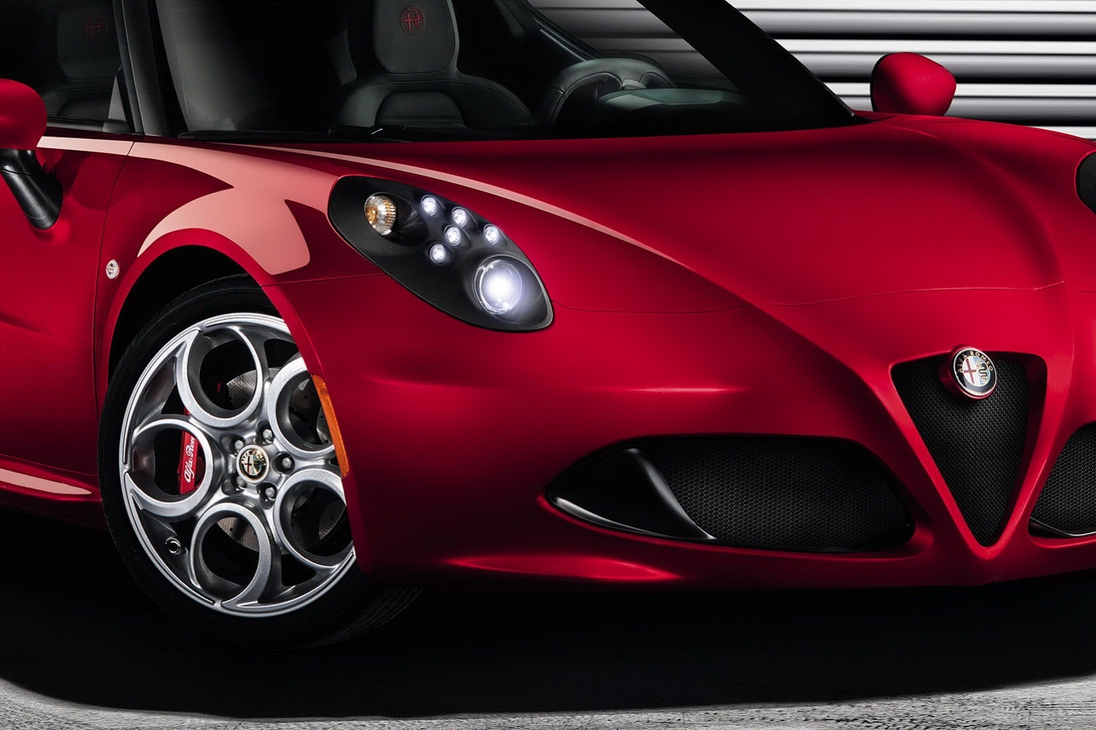 [Alfa-Romeo-4C-55%255B3%255D.jpg]