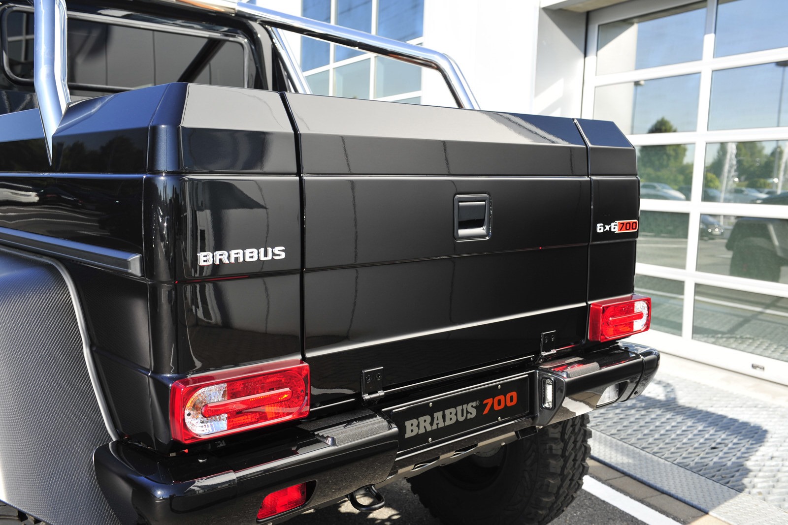 [Brabus-B63S-700-6x6-12%255B2%255D.jpg]