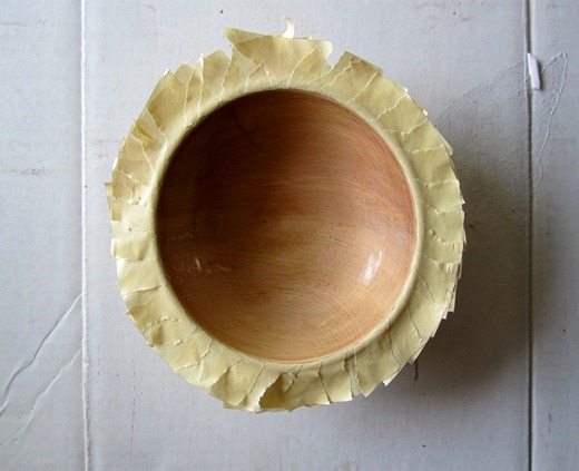 painted_wooden_bowl_3