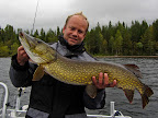 Jonas med resans största gädda. 8,1kg och 102cm.