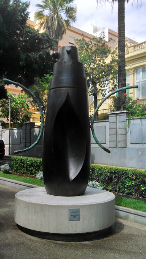Femme Ecutteile. Joan Miró 1975