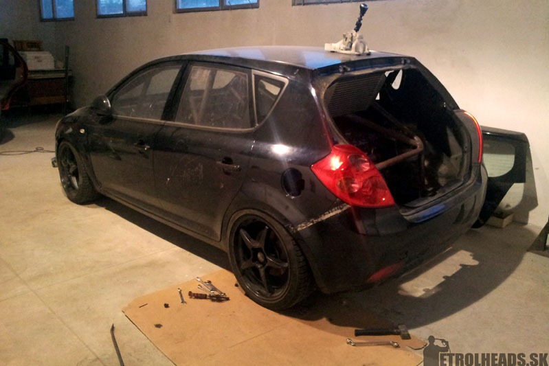 [Kia-Ceed-RWD_3%255B3%255D.jpg]