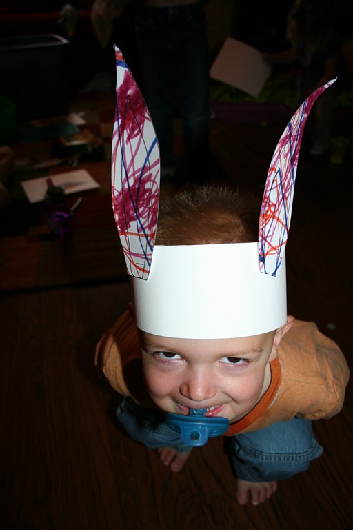[2012-04-02%2520Making%2520Bunny%2520Ears%2520%25282%2529%255B4%255D.jpg]