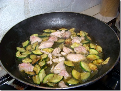 mini penne con zucchine e pollo (11)