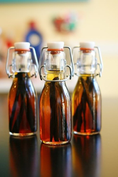diy vanilla extract at bake at 350