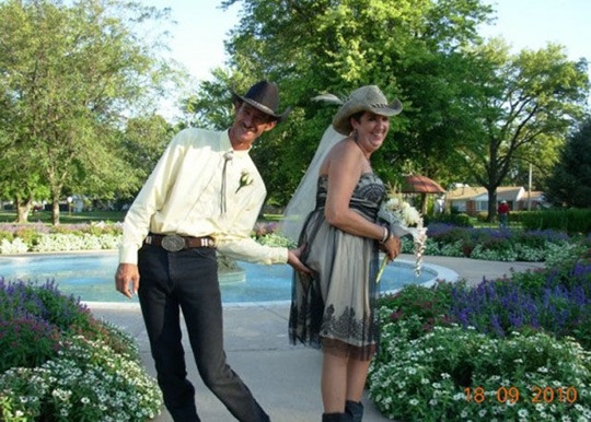 [awkward-couples-people-4%255B2%255D.jpg]