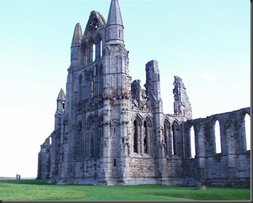 Whitby_Abbey_ruins.tww Whitby_Abbey_ruins.tww