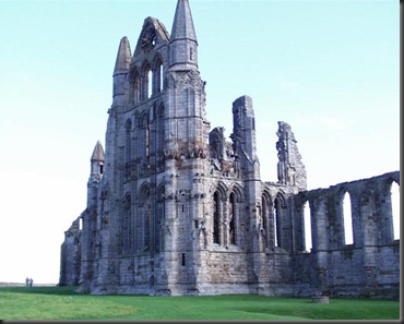 Whitby_Abbey_ruins.tww