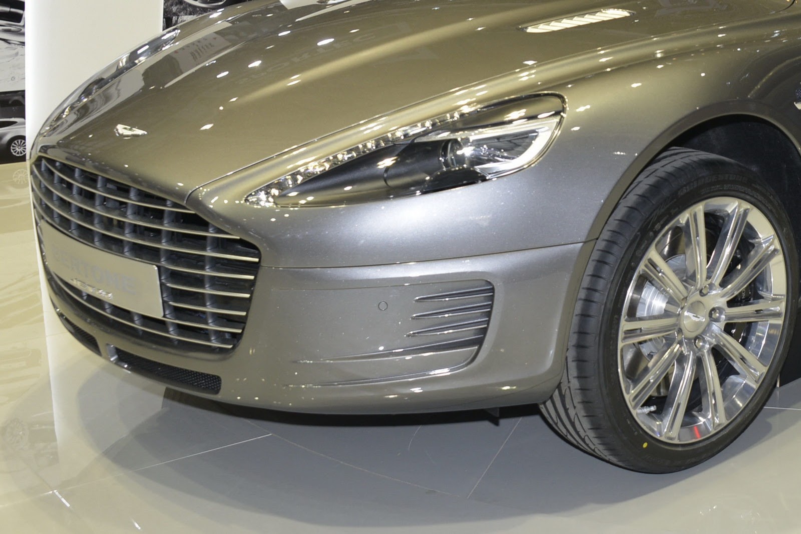 [Bertone-AM-Jet-4%255B2%255D.jpg]