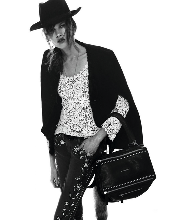 [Bette-Franke-Vogue-Spain-Nov-12---24.png]