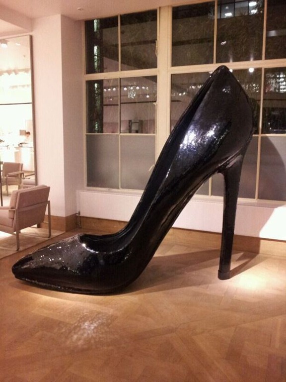 [259c2a4efc3268f882f6d41f6ea16ee63.jpg]