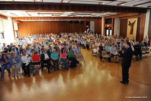 [com%2520a%2520fs%2520em%2520fatima%2520maio%25202014%25201%255B4%255D.jpg]