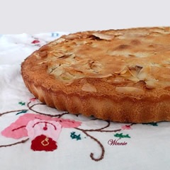 [No%2520pastry%2520pear%2520and%2520almond%2520tart%2520-%2520T%255B3%255D.jpg]