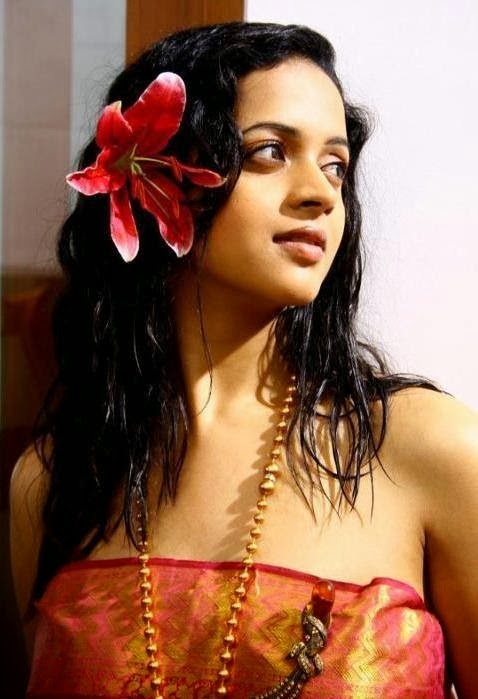 [bhavana_latest_photos%255B2%255D.jpg]