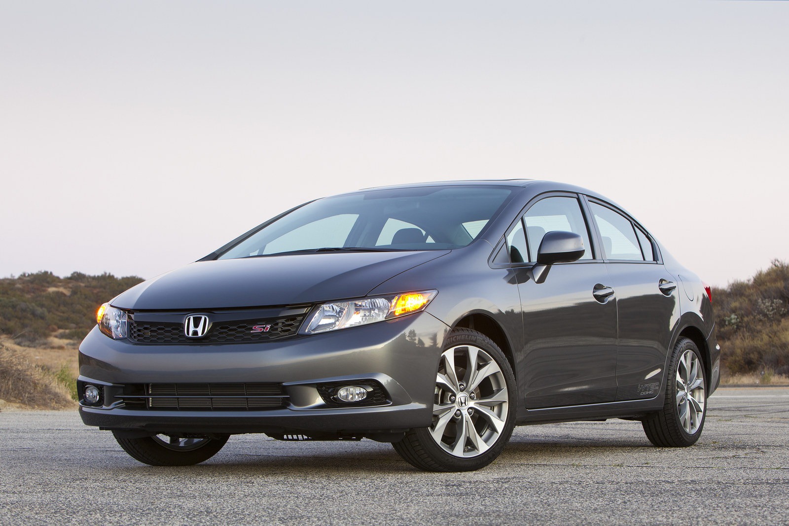 [2012-Honda-Civic-4%255B2%255D.jpg]