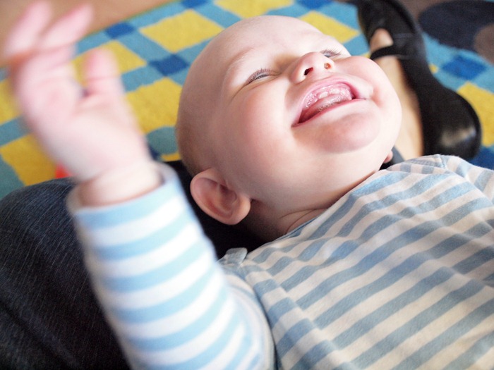 9mths tickle time