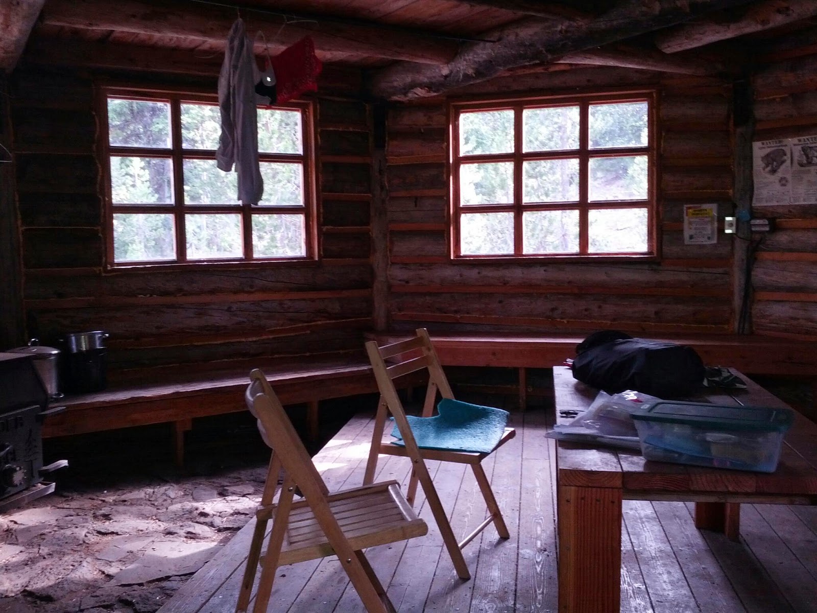 Crater Lake To Snoqualmie Pct Day Six Rustic Cabin In The Woods