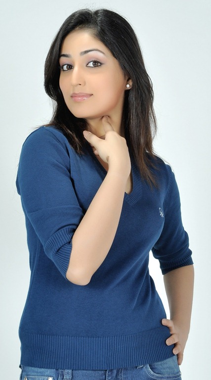 [yami-telugu-actress-hot%2520pic1%255B2%255D.jpg]
