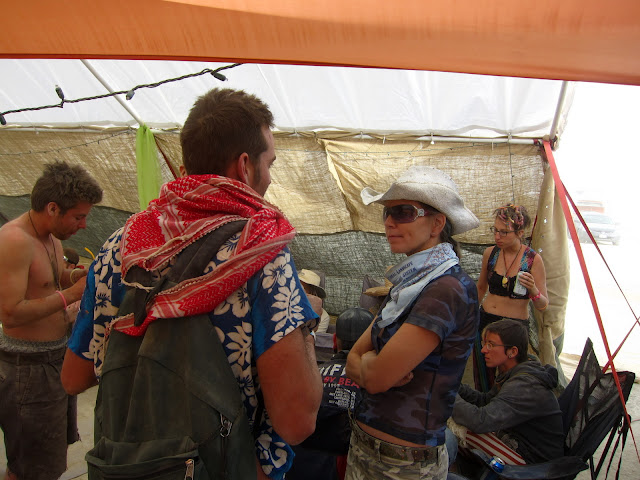 Camp Nomadia Happy Hour