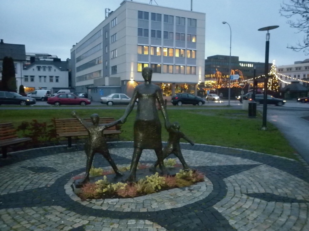 [P10004734.jpg]