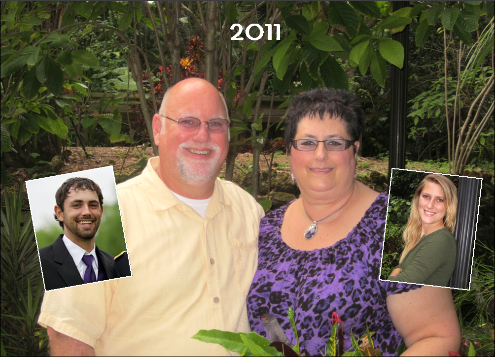 [2011%2520family%2520picture%255B4%255D.png]