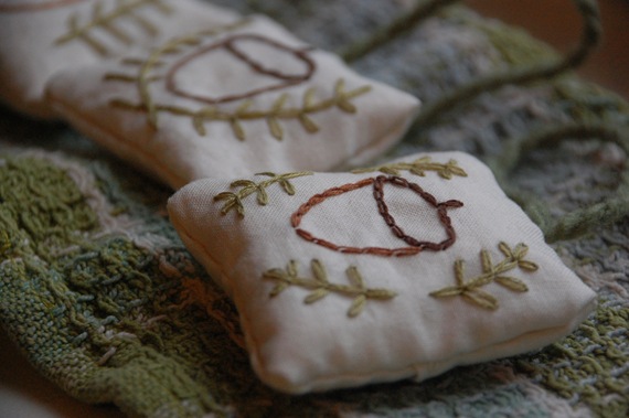 [acornstitch22.jpg]