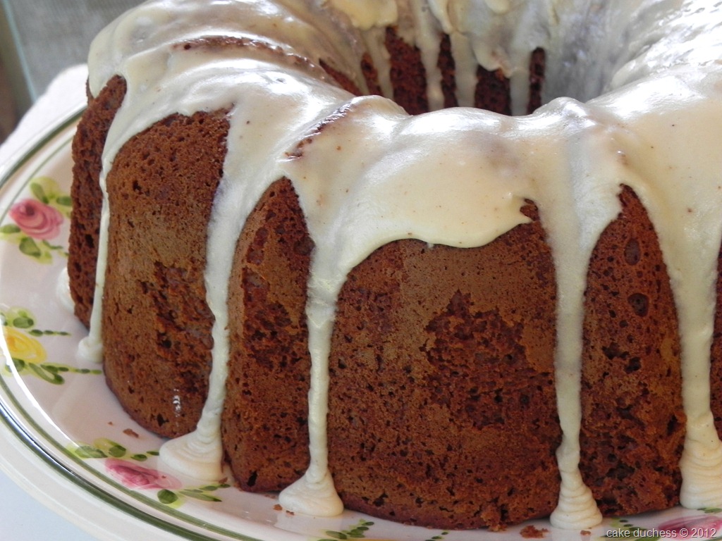 [chocolate-cake-4%255B6%255D.jpg&description=Chocolate Yeast Cake with Brown Butter Frosting')]