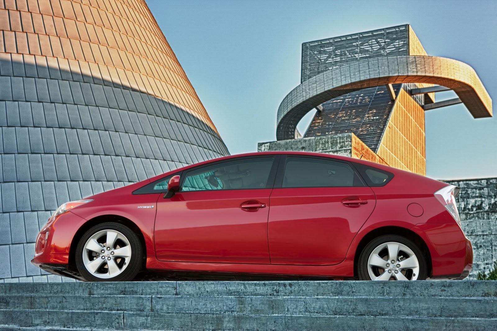 [Toyota-Prius-1_4%255B3%255D.jpg]