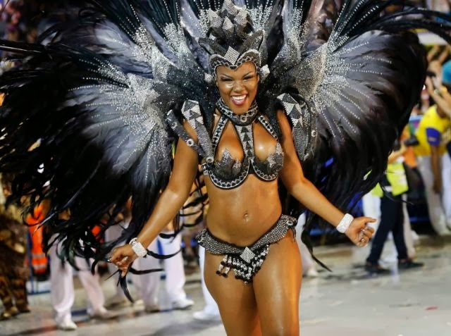 [brazilian-carnival-fun-007%255B2%255D.jpg]
