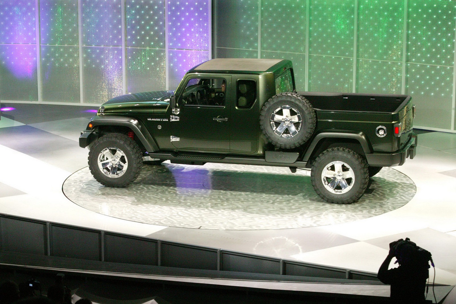 [Jeep-Gladiator-8%255B2%255D.jpg]