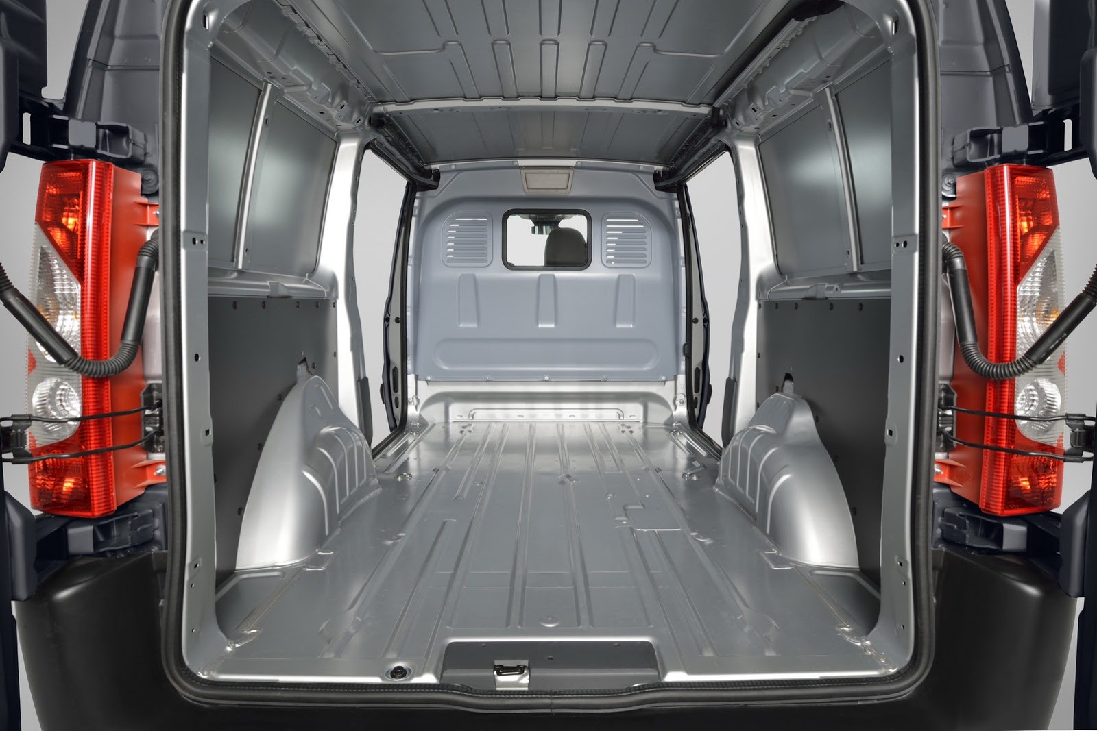 [New-Toyota-ProAce-23%255B2%255D.jpg]