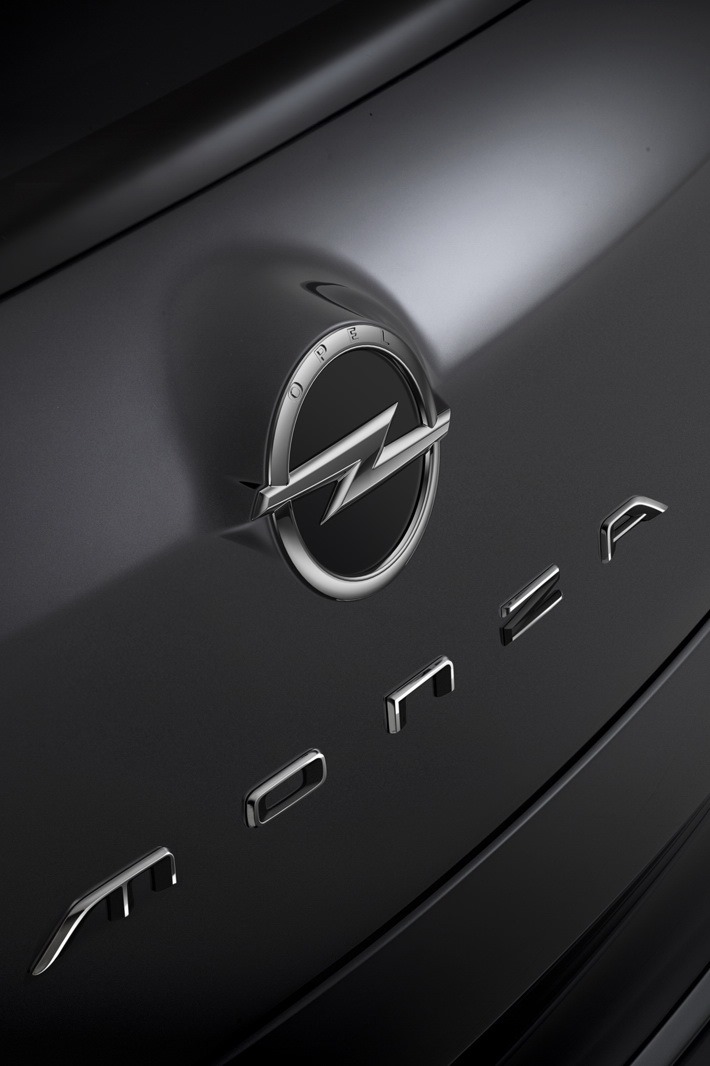 [Opel-Monza-Concept-4%255B8%255D.jpg]