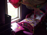 The daughter who lives at 3229 Spruce Avenue was awaken from her bed when the window blew out The daughter who lives at 3229 Spruce Avenue was awaken from her bed when the window blew out