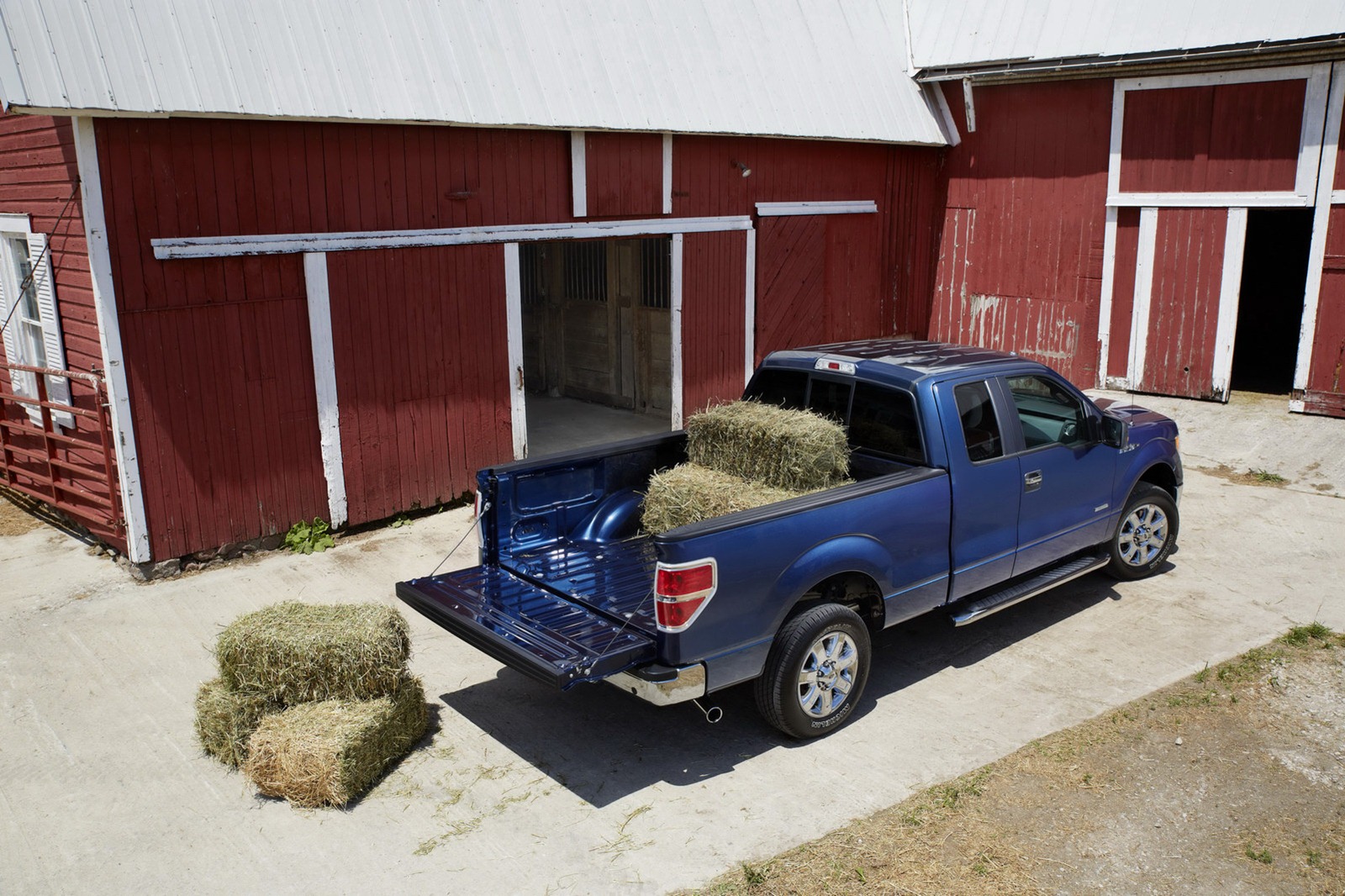 2013-Ford-F-150-20[2].jpg